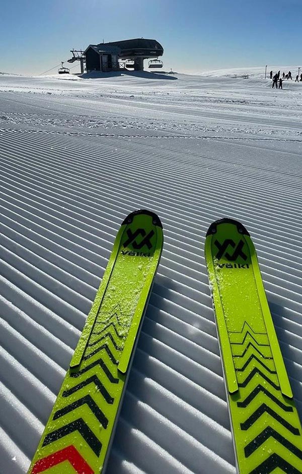 Roof Skiing, Skiverleih im Hotel Falkensteiner Lido